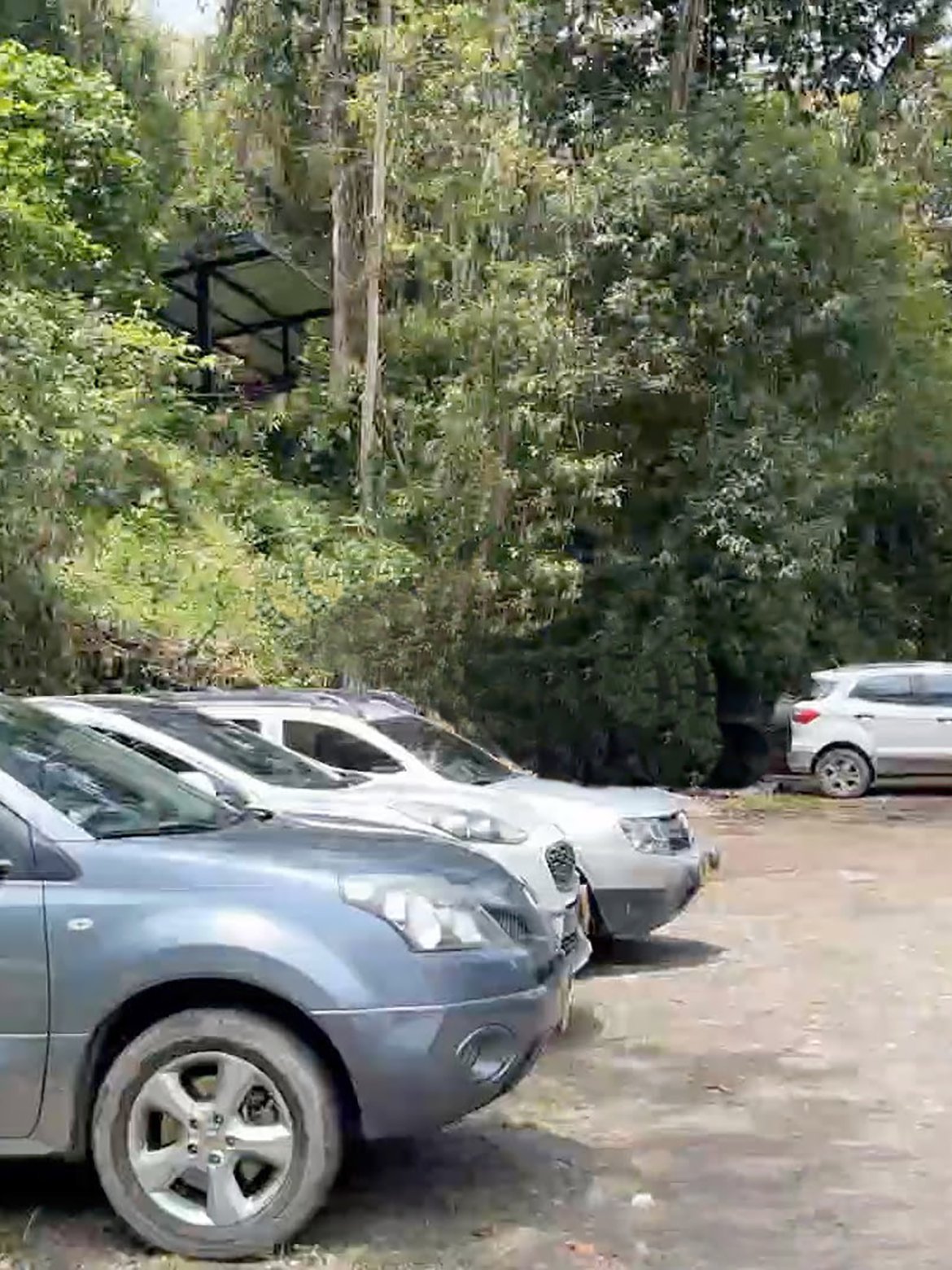 Parqueadero_vigilado_1170x1560_01