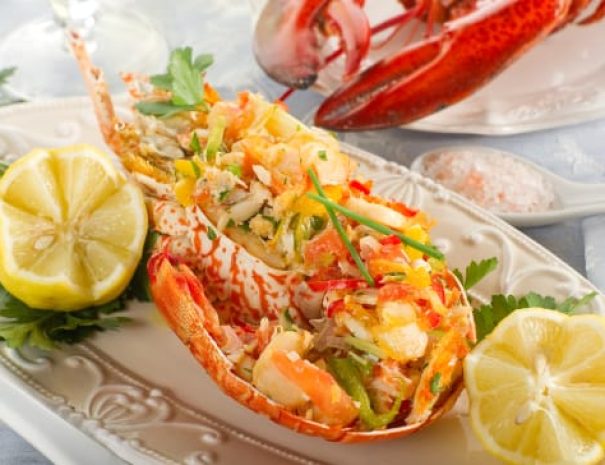catalan-lobster-aragosta-alla-catalana-2023-11-27-05-05-39-utc-1.jpg