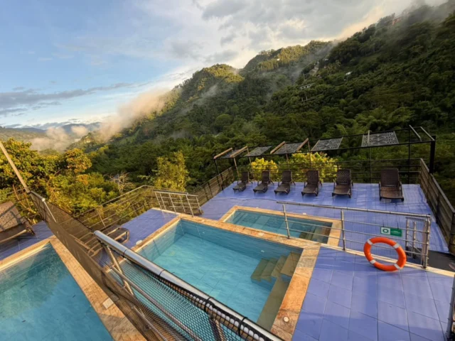 Vive una experiencia diferente en @shambhala_ecohotel_boutique.
@shambhala_ecohotel_boutique
Reservas:+57 310 7367266
Booking: Shambhala ECOHOTEL boutique
www.shambhalaecohotel.com
​
​ShambhalaEcohotel #TurismoConsciente