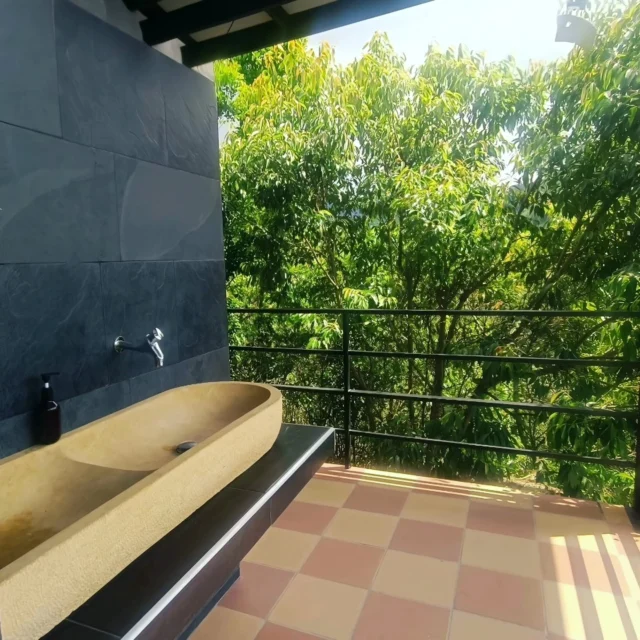 Entrar en cada espacio es una oportunidad para ver un lugar mágico. Explora todo nuestro hotel @shambhala_ecohotel_boutique
@shambhala_ecohotel_boutique.
Reservas:+57 310 7367266
Booking: Shambhala ECOHOTEL boutique
www.shambhalaecohotel.com
#lavegacundinamarca #colombia🇨🇴