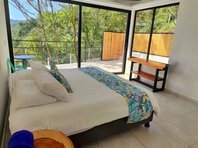 Cada. Habitación ha Sido diseñada para exaltar el entorno verde, creando vistas confortables a los largo del día acercando a nuestros huéspedes al mundo natural. 

@shambhala_ecohotel_boutique
Reservas:+57 310 7367266
Booking: Shambhala ECOHOTEL boutique 
www.shambhalaecohotel.com
#lavegacundinamarca #colombia