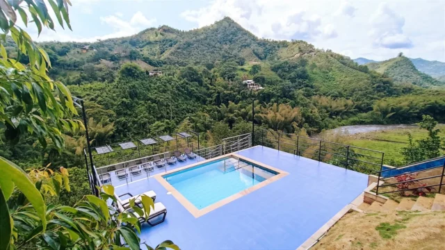 Te damos la bienvenida a @shambhala_ecohotel_boutique ¡encuentras belleza donde mires! Un lugar exclusivo en medio del paraíso .  No somos un hotel somos una magnífica experiencia de descanso.
Reservas:+57 310 7367266
Booking: Shambhala ECOHOTEL boutique 
www.shambhalaecohotel.com
#lavegacundinamarca #colombia