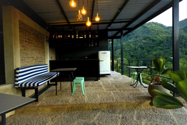 Es hora de conectar, es hora del silencio natural, es hora de descansar.
Haz tu reserva 310 7367266. Somos un  paraíso de descanso, Tu espacio sagrado es donde puedes encontrarte a ti mismo una y otra vez.
Ven a  @shambhala_ecohotel_boutique