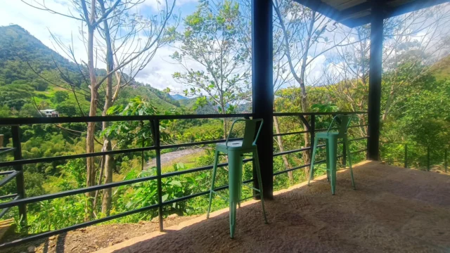 Merecemos un buen lugar, todo gira en sus detalles. Entra al mundo @shambhala_ecohotel_boutique
Reservas:+57 310 7367266
Booking: Shambhala ECOHOTEL boutique
www.shambhalaecohotel.com
#lavegacundinamarca #colombia🇨🇴